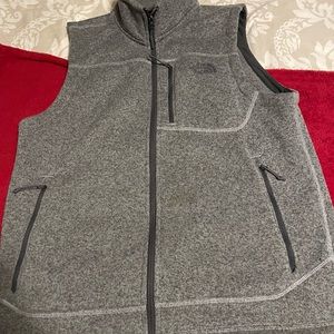 North Face mens vest